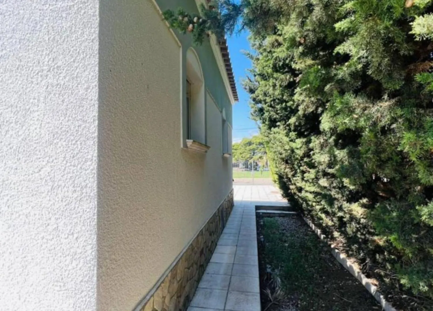 Semesterbostad Casa Con Piscina Y Amarre Soleada Villa Empuriabrava